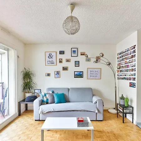 Nice Studio In The 19th Arrondissement Of Appartamento Parigi